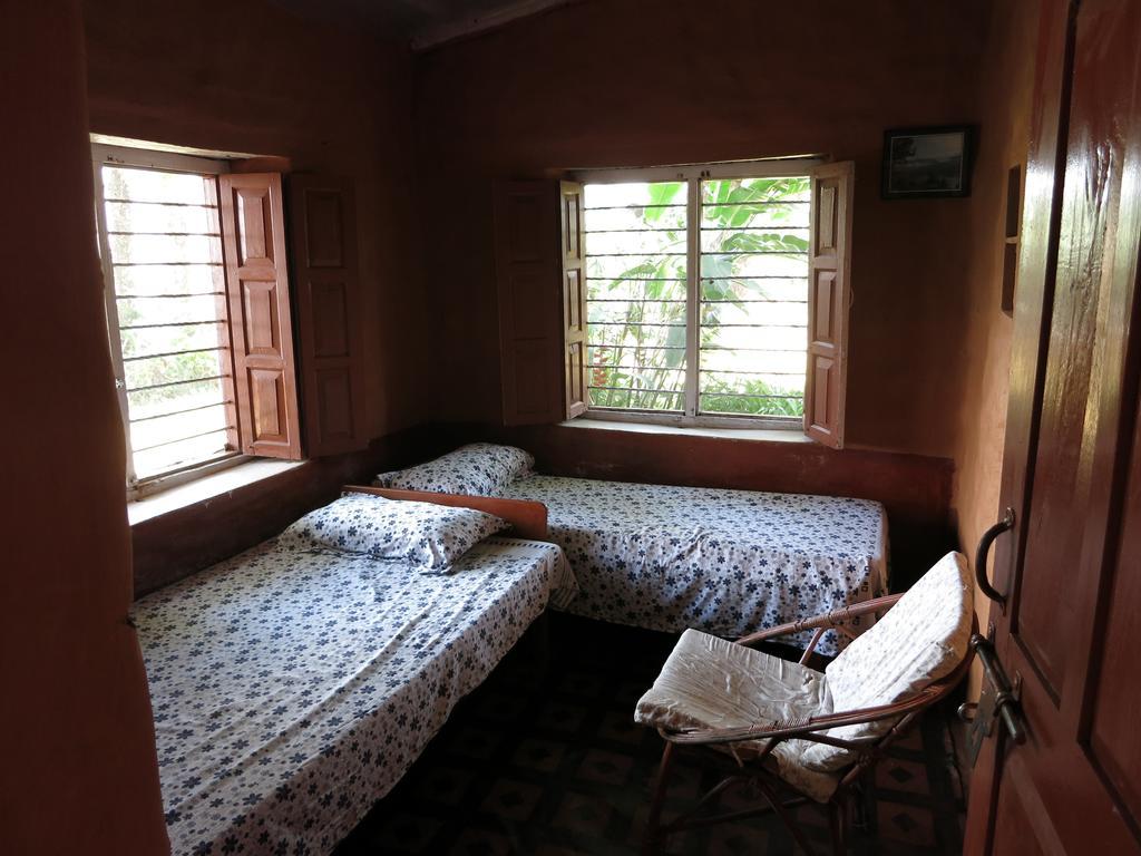 Dinesh House Bed and Breakfast Pokhara Camera foto